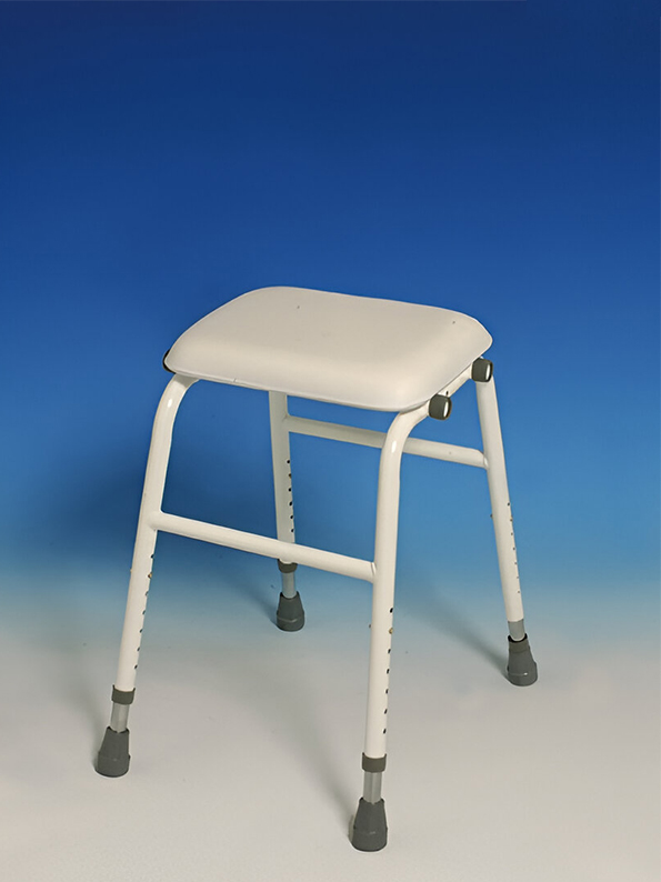 4 IN 1 PERCHING STOOL