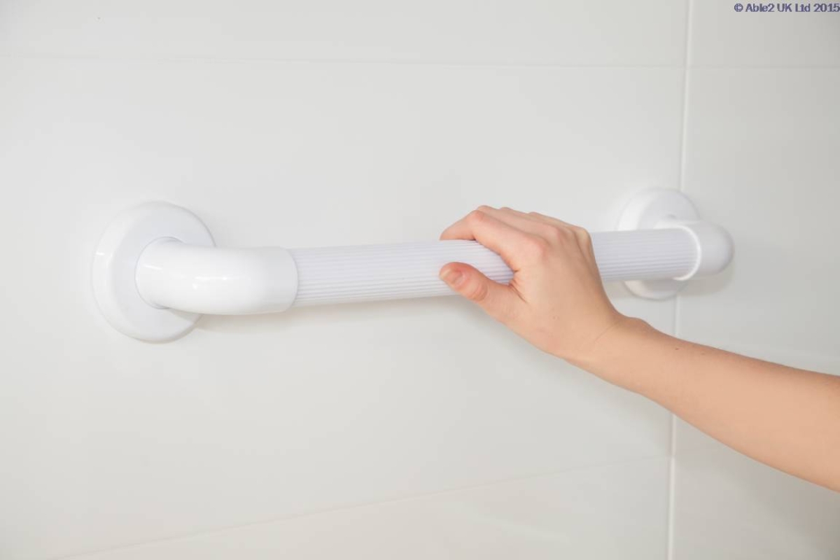Atlantis Moulded Fluted Grab Rails - 35cm (13.77") - Image 2